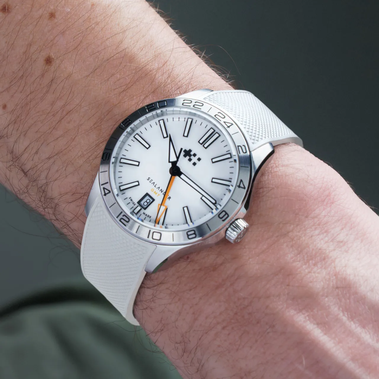 Christopher Ward C63 Sealander GMT Otomatik Beyaz C6339AGM4S00W0RW detay görseli 1