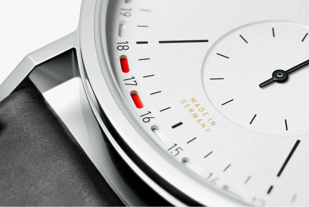 NOMOS Glashütte Tangente Neomatik 41 Update Otomatik 180SB detay görseli 5