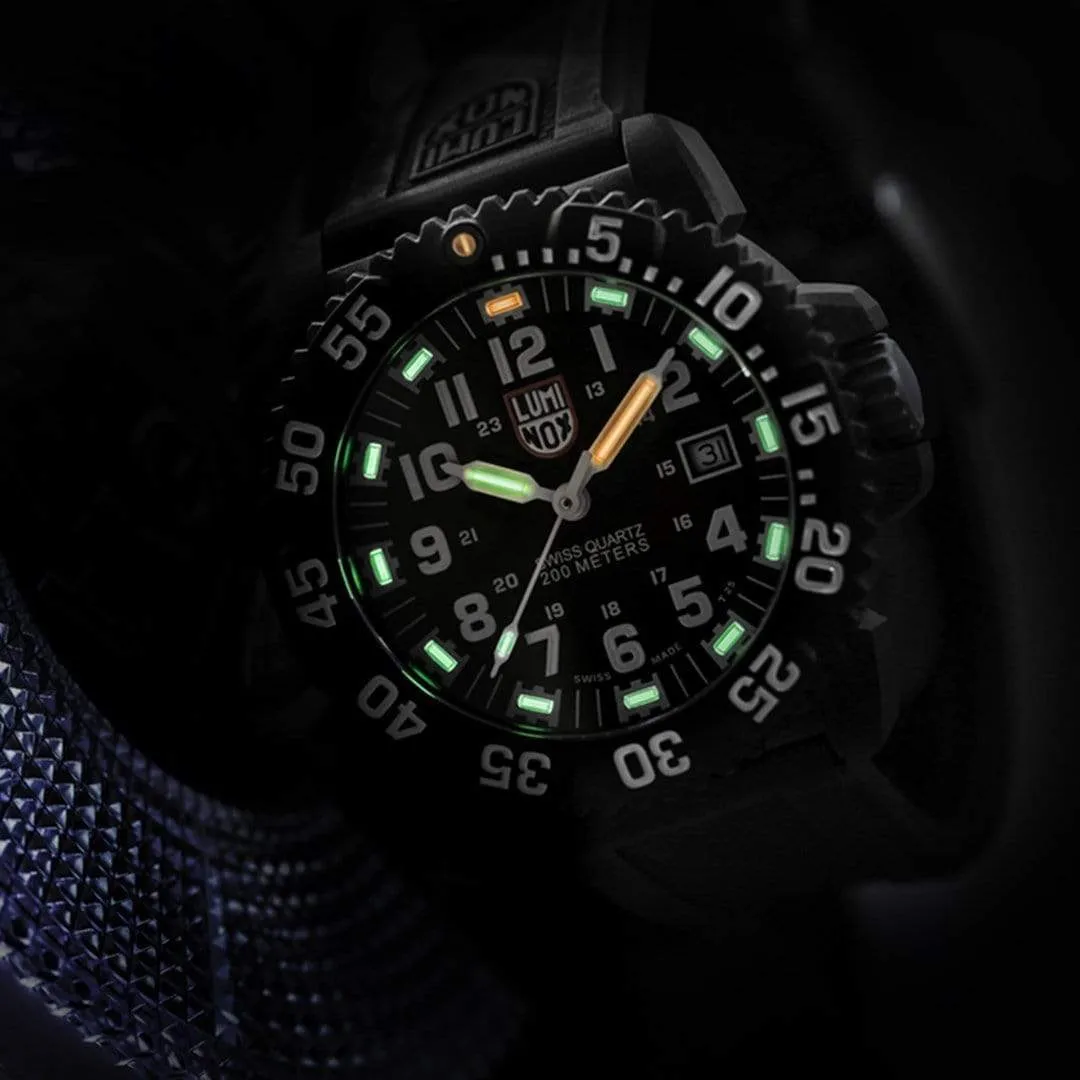 Luminox Navy SEAL Colormark 3051 XS3051F detay görseli 4