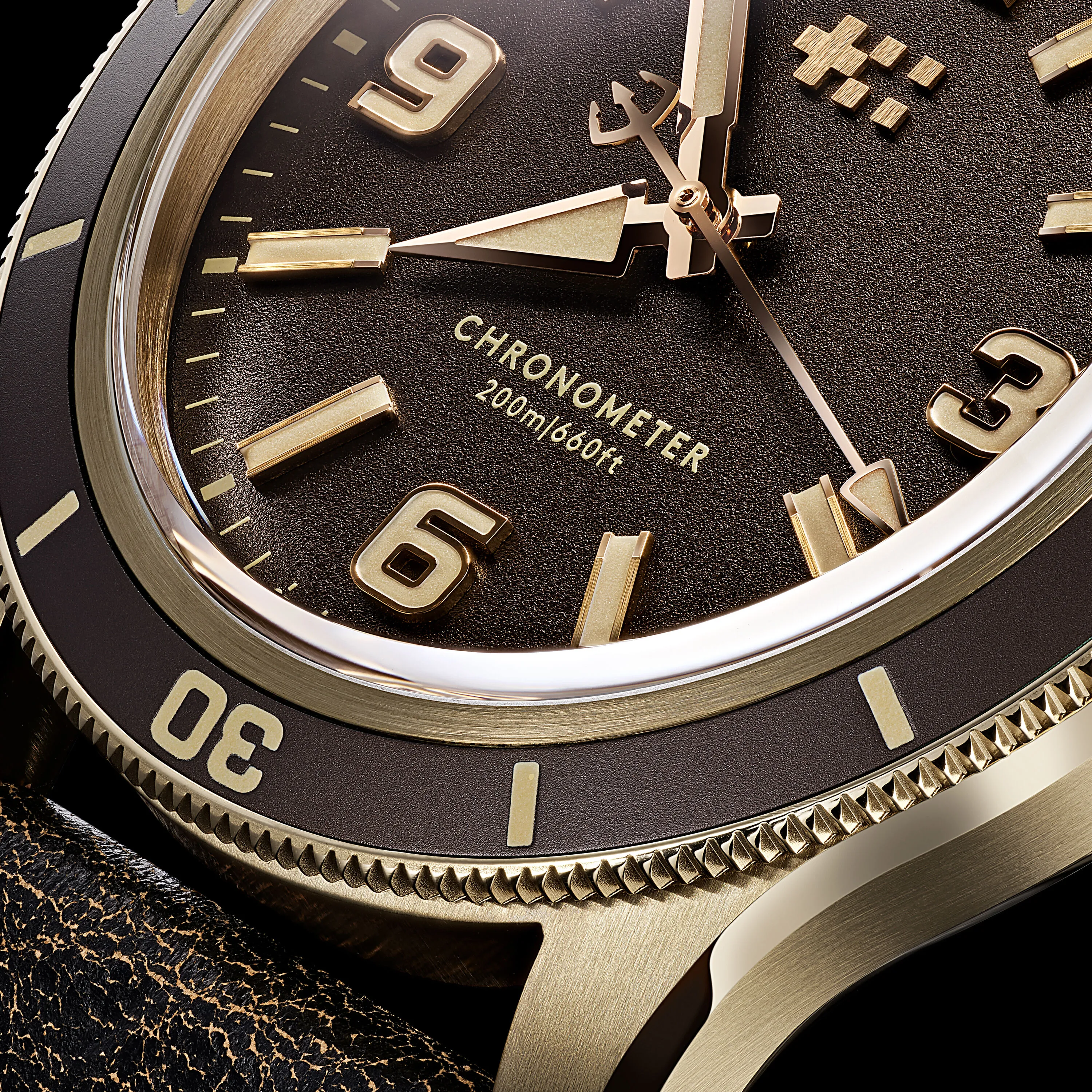 Christopher Ward C60 Trident Biscay Bronze Otomatik Kahverengi C6039C3H1B0KK0HK detay görseli 3