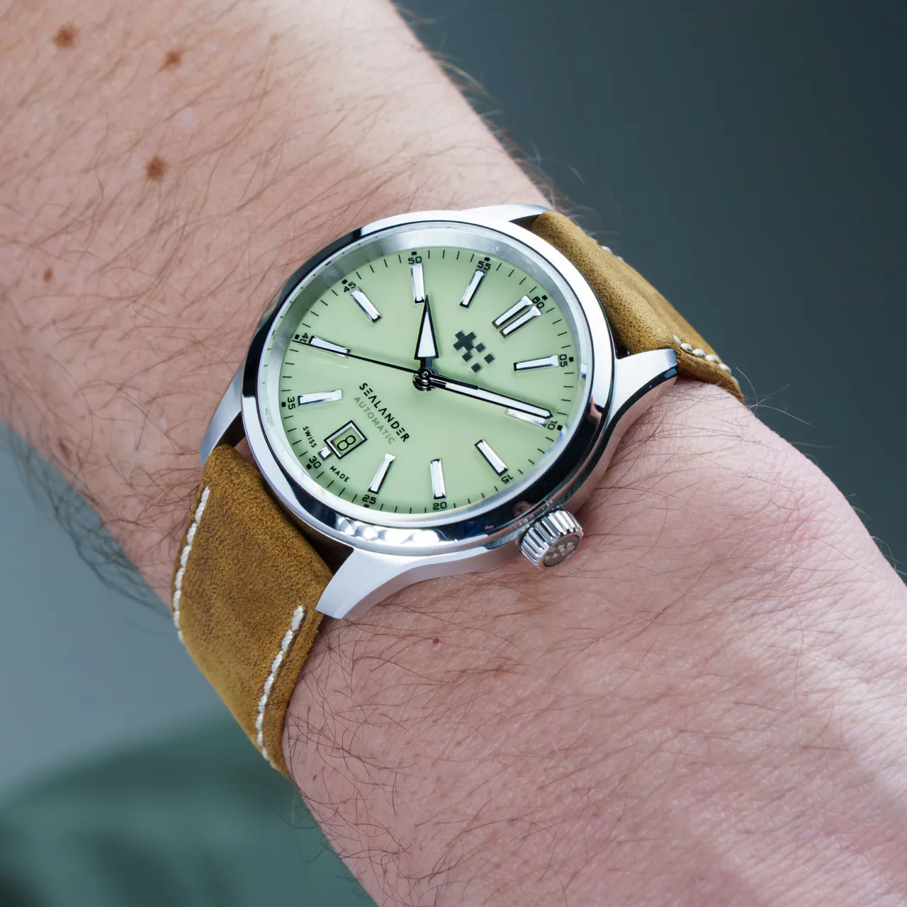 Christopher Ward C63 Sealander Automatic Pistachio C6339ADA4S00V0VK detay görseli 1