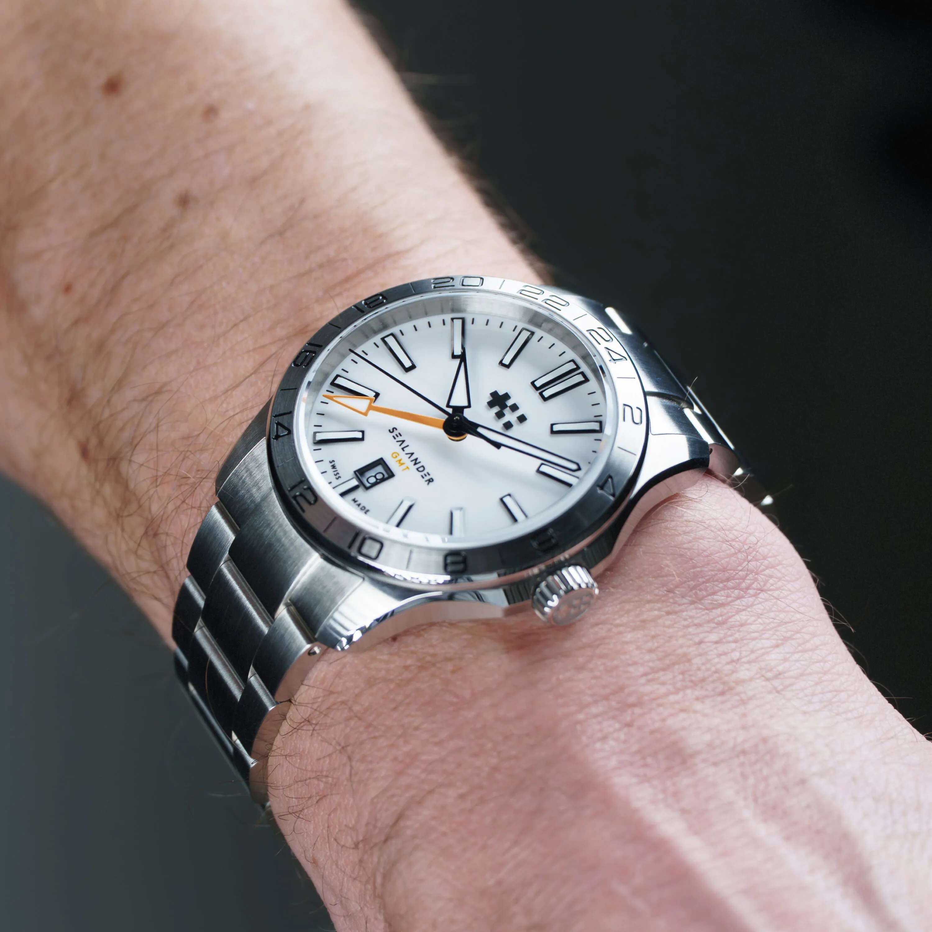 Christopher Ward C63 Sealander GMT Otomatik Beyaz C6342AGM4S00W0B0 detay görseli 1