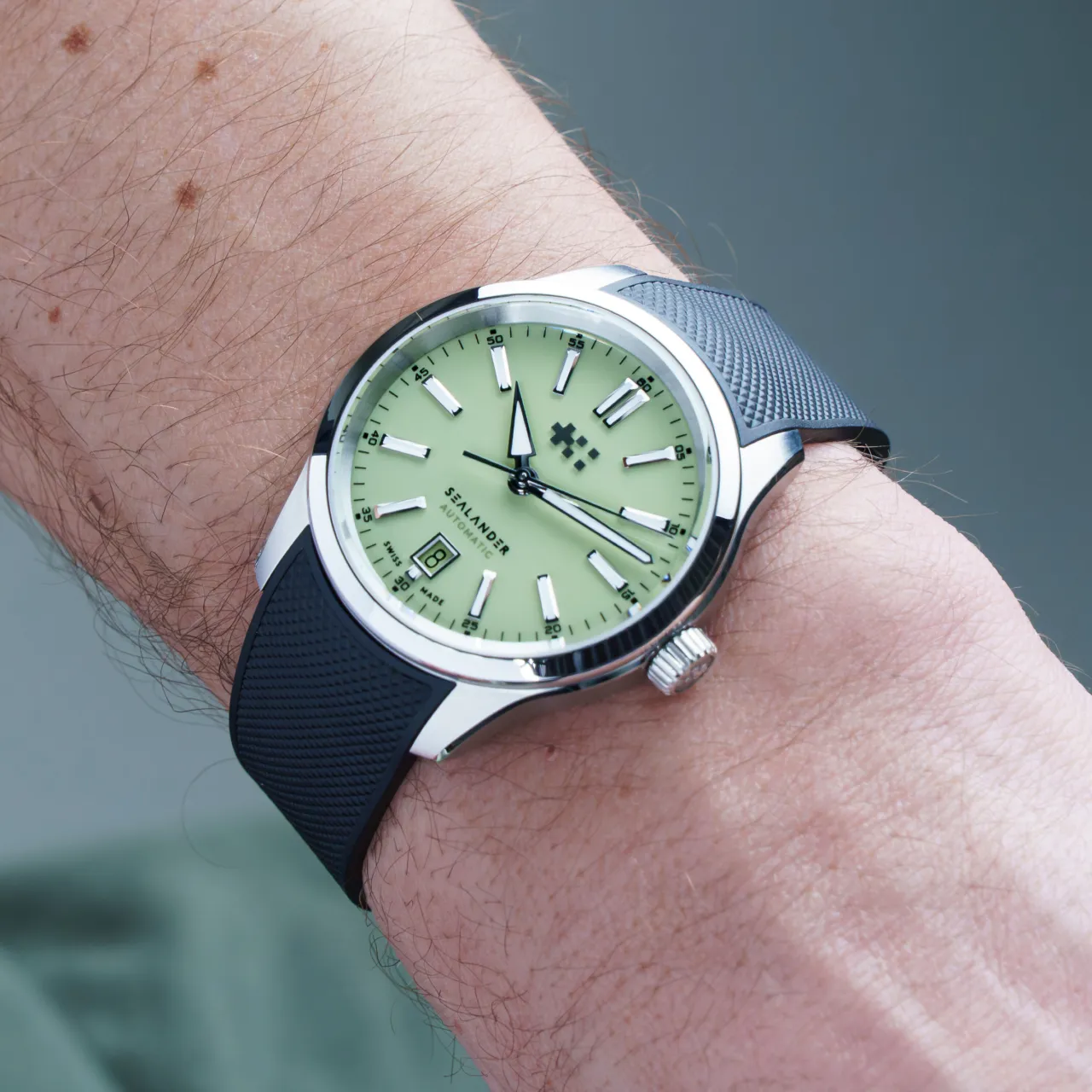 Christopher Ward C63 Sealander Automatic Pistachio C6339ADA4S00V0RK detay görseli 1