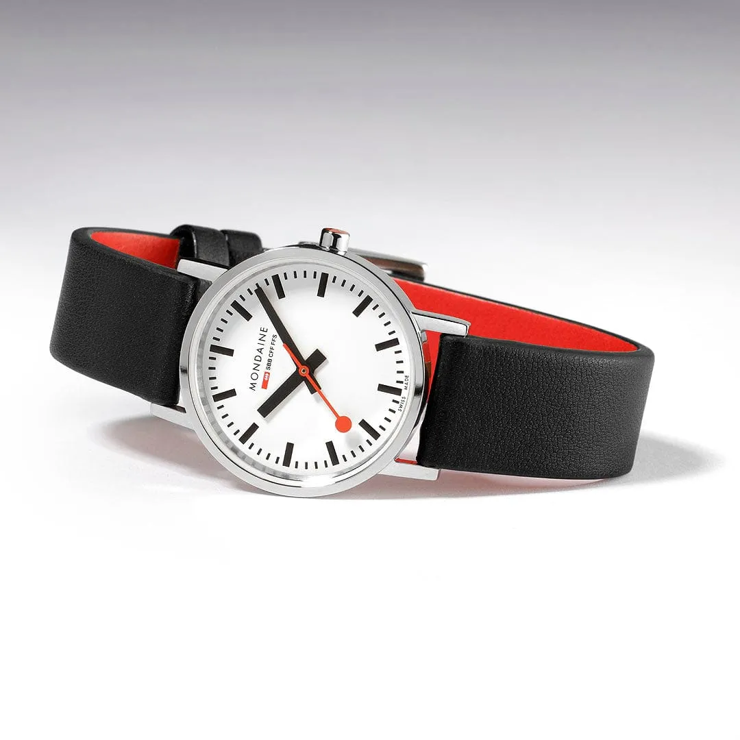 Mondaine Classic Black A6583032311SBBV detay görseli 2