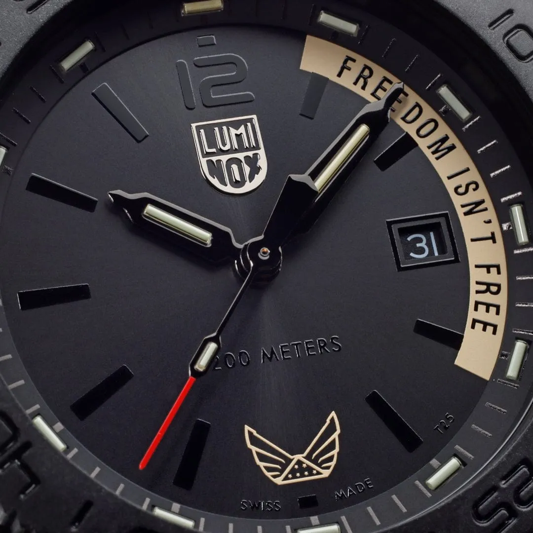 Luminox Volition America Freedom Isn't Free XS3121BOVOLFR detay görseli 5