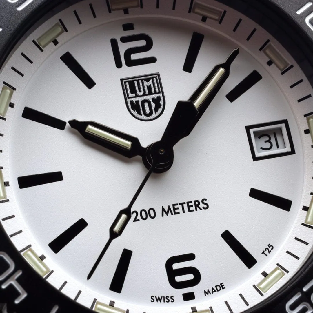 Luminox Pacific Diver Ripple XS3127M detay görseli 3