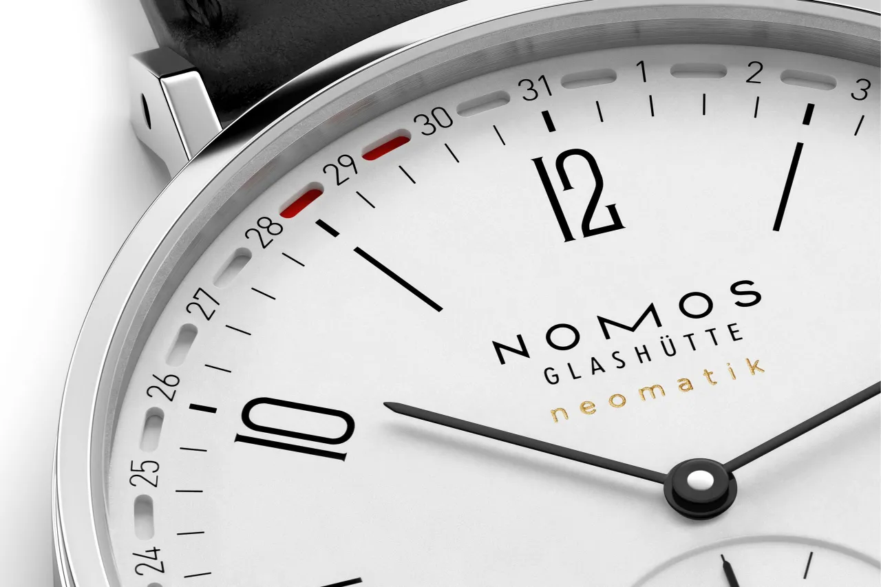 NOMOS Glashütte Tangente Neomatik 38 Update Otomatik 147 detay görseli 1