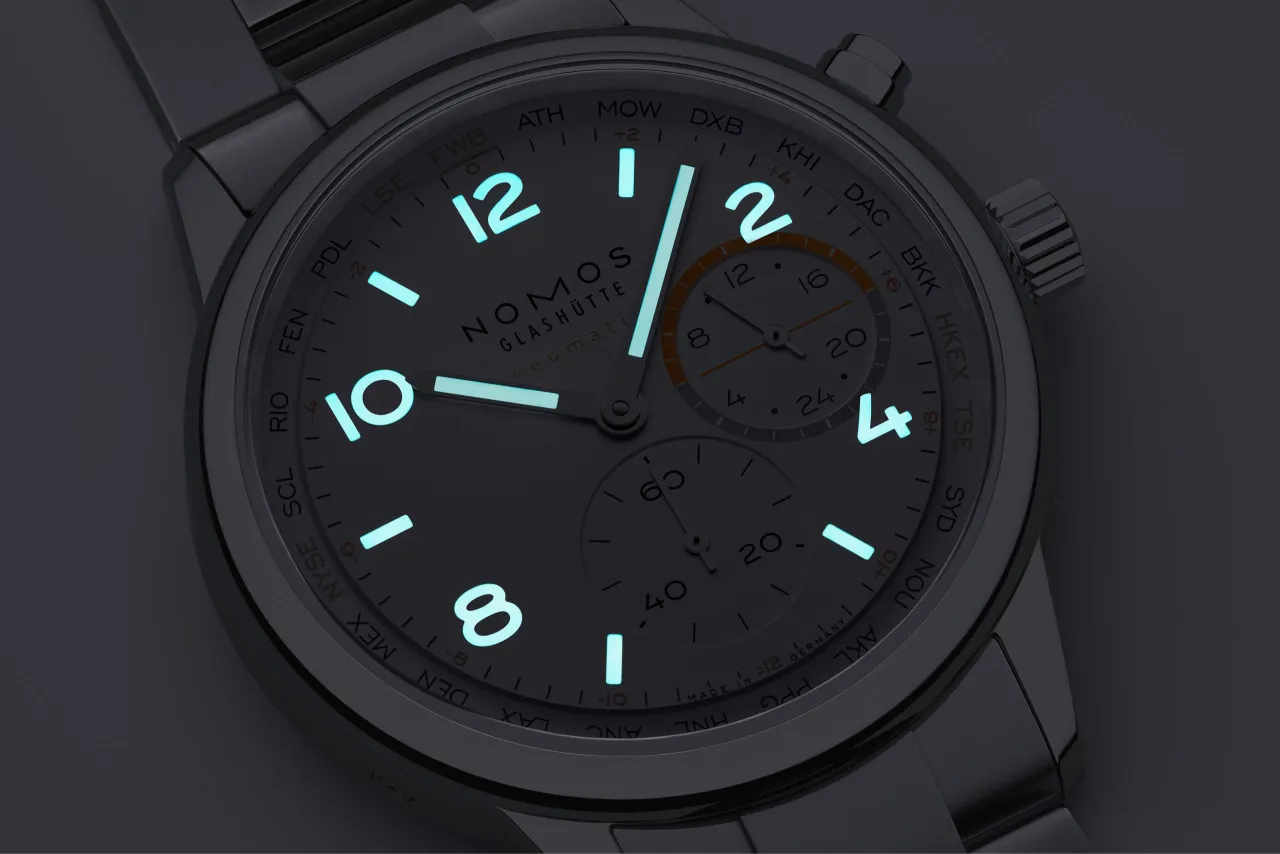 Nomos Glashütte Club Sport Neomatik Worldtimer Edition Handelsblatt Otomatik 792S1 detay görseli 4