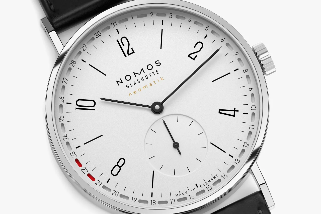 NOMOS Glashütte Tangente Neomatik 38 Update Otomatik 147 detay görseli 3