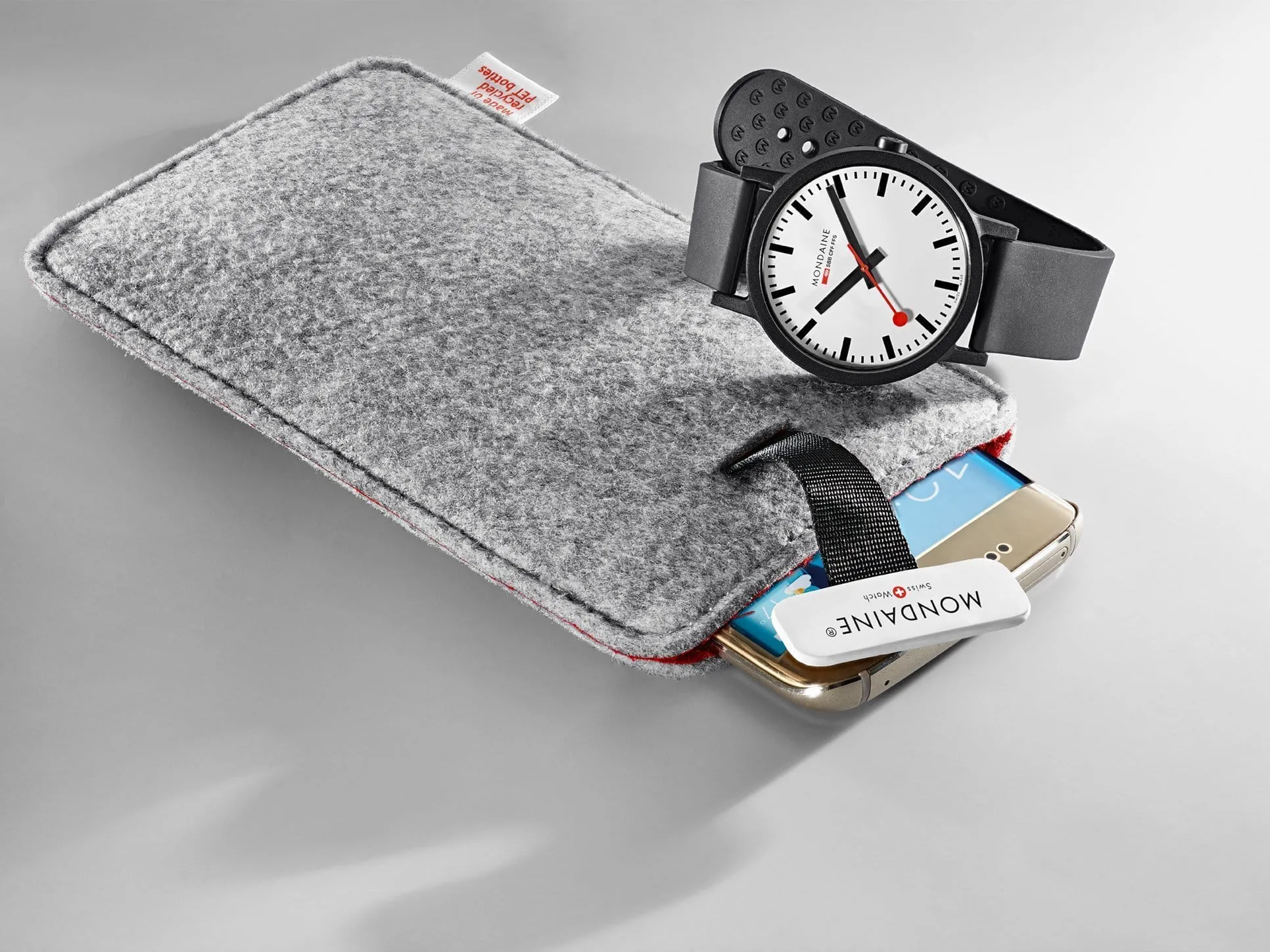 Mondaine Essence Black MS132110RB detay görseli 4