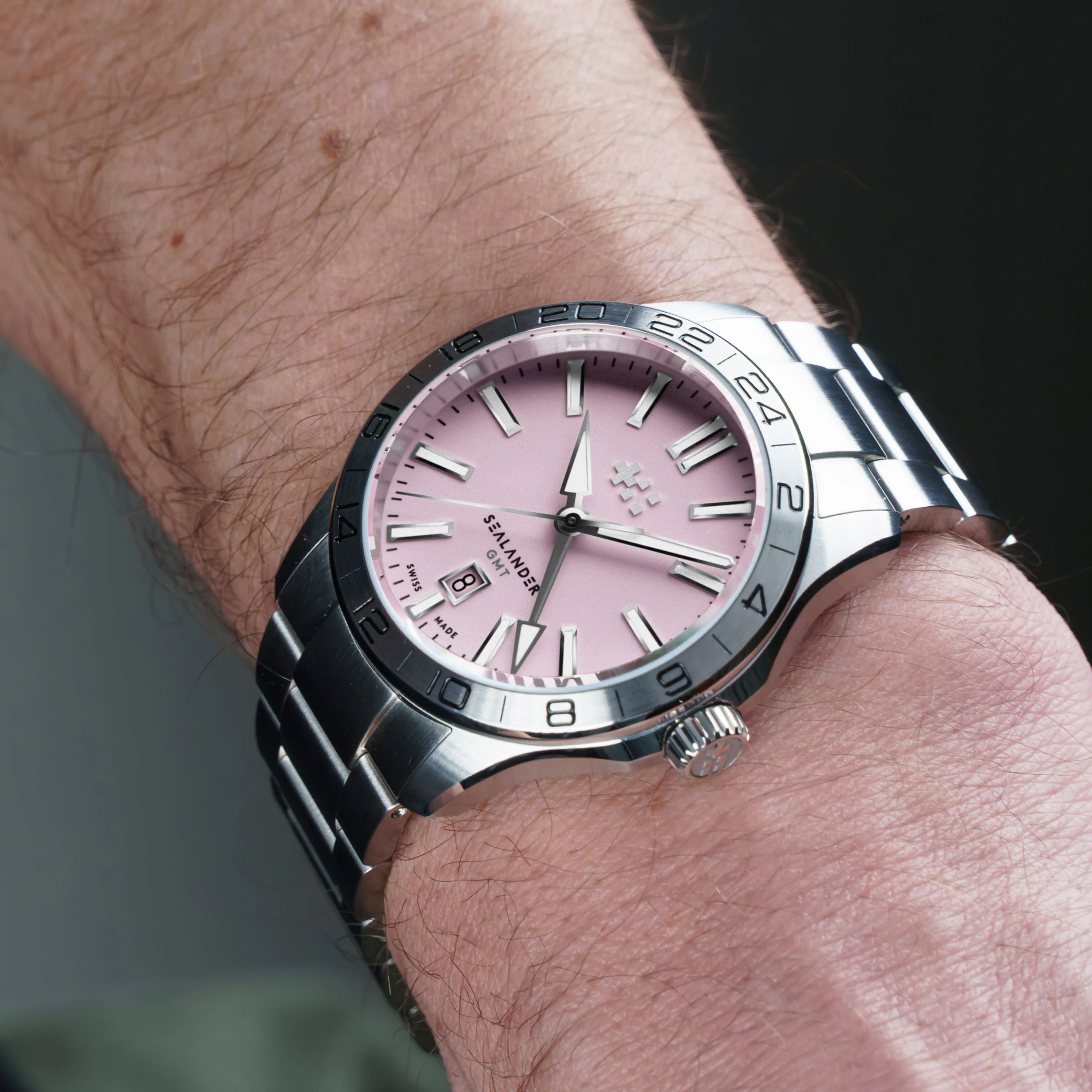 Christopher Ward C63 Sealander GMT Otomatik Pembe C6342AGM4S00P0B0 detay görseli 1