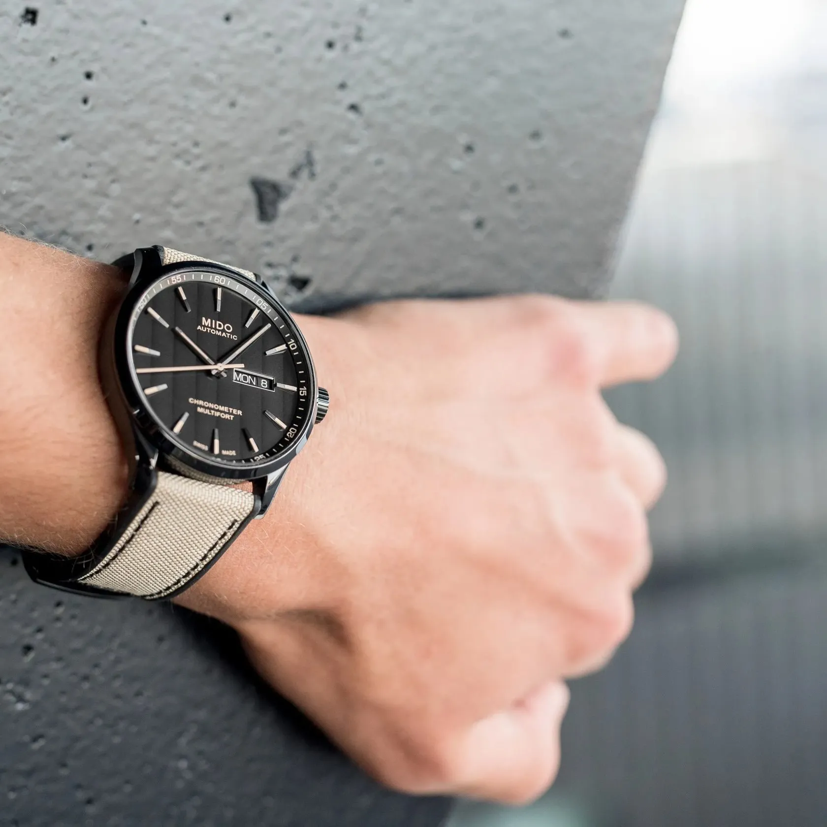 Mido Multifort Chronometer 1 Otomatik Siyah M0384313705109 detay görseli 4