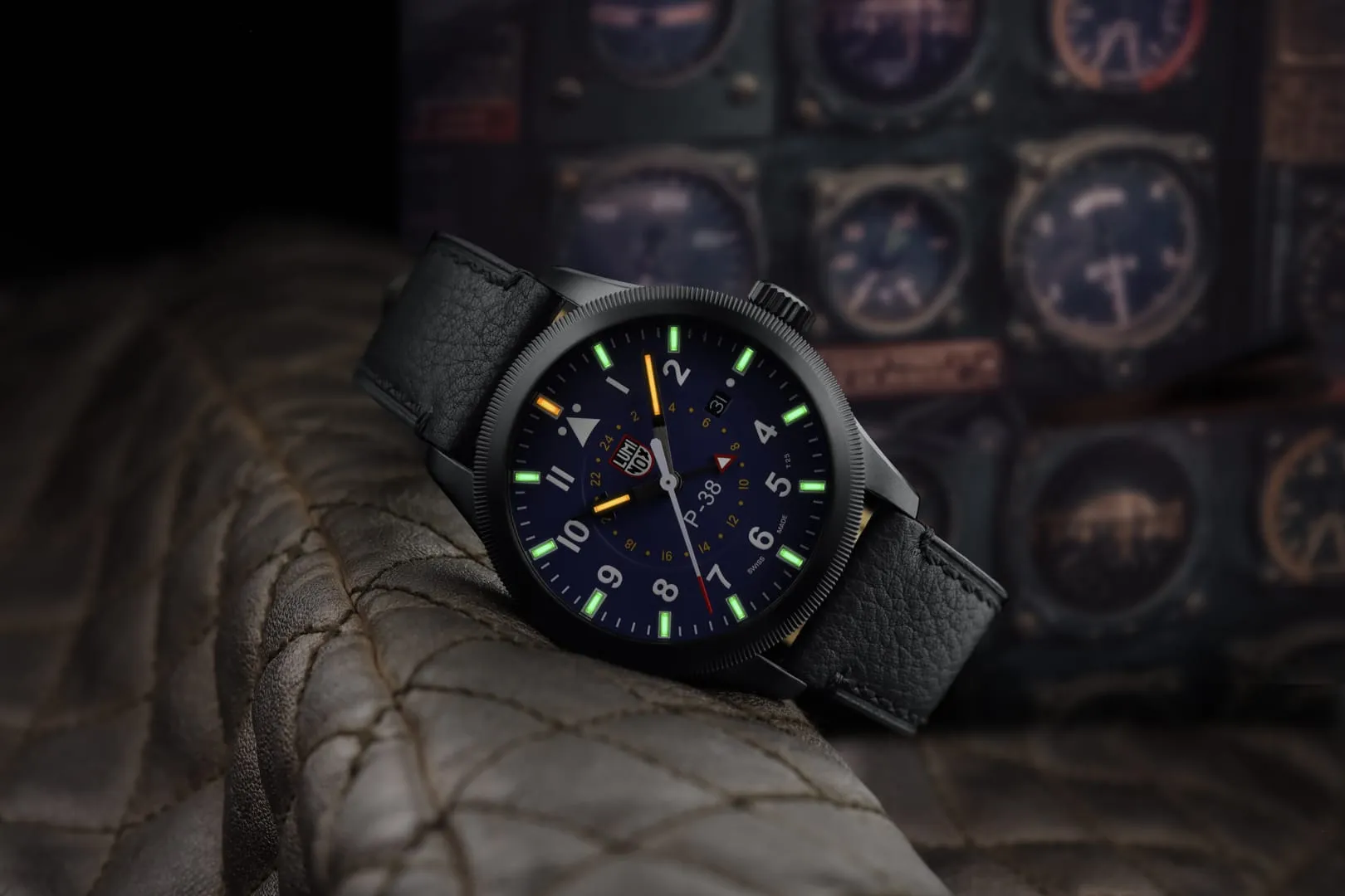 Luminox P-38 LIGHTNING 9520 Open Skies Blue XA9523 detay görseli 5