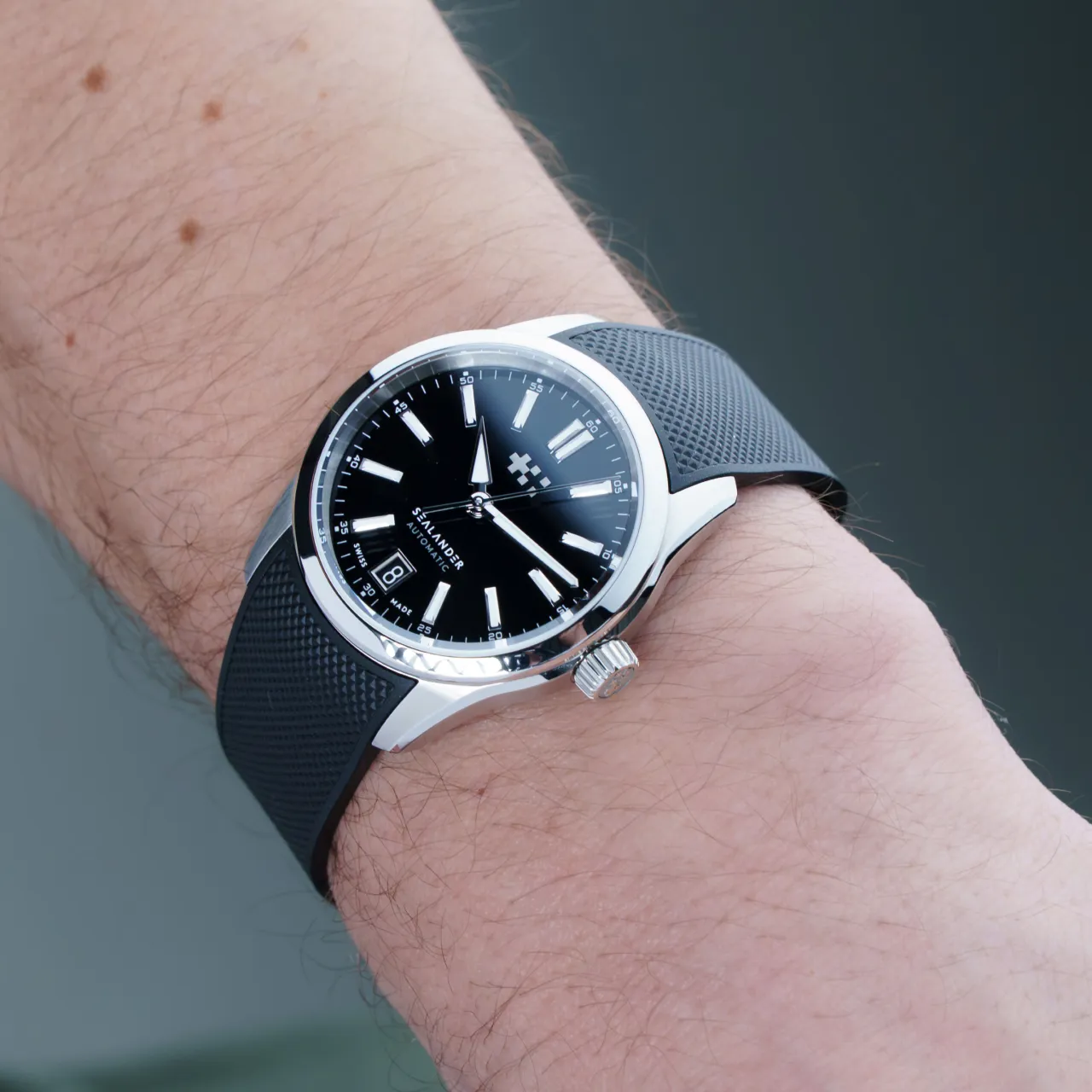 Christopher Ward C63 Sealander Automatic Black C6336ADA4S00K0RK detay görseli 1