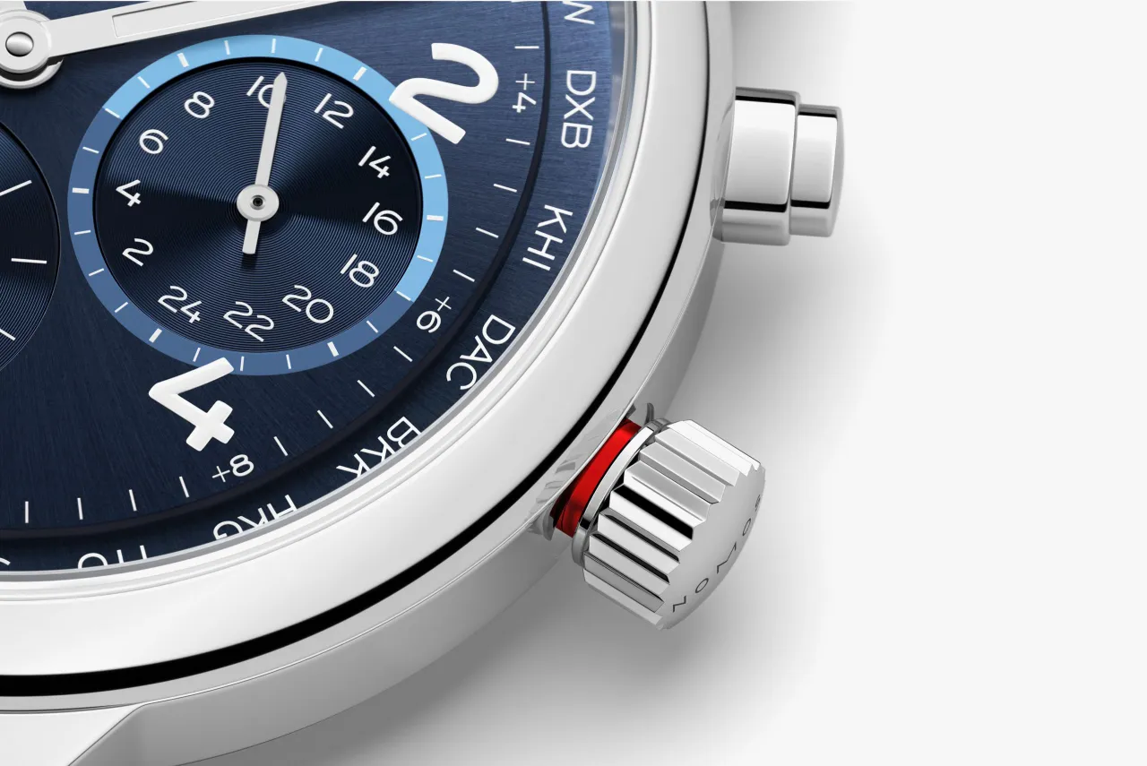 NOMOS Glashütte Club Sport Neomatik Worldtimer Blue Otomatik 790SB detay görseli 4