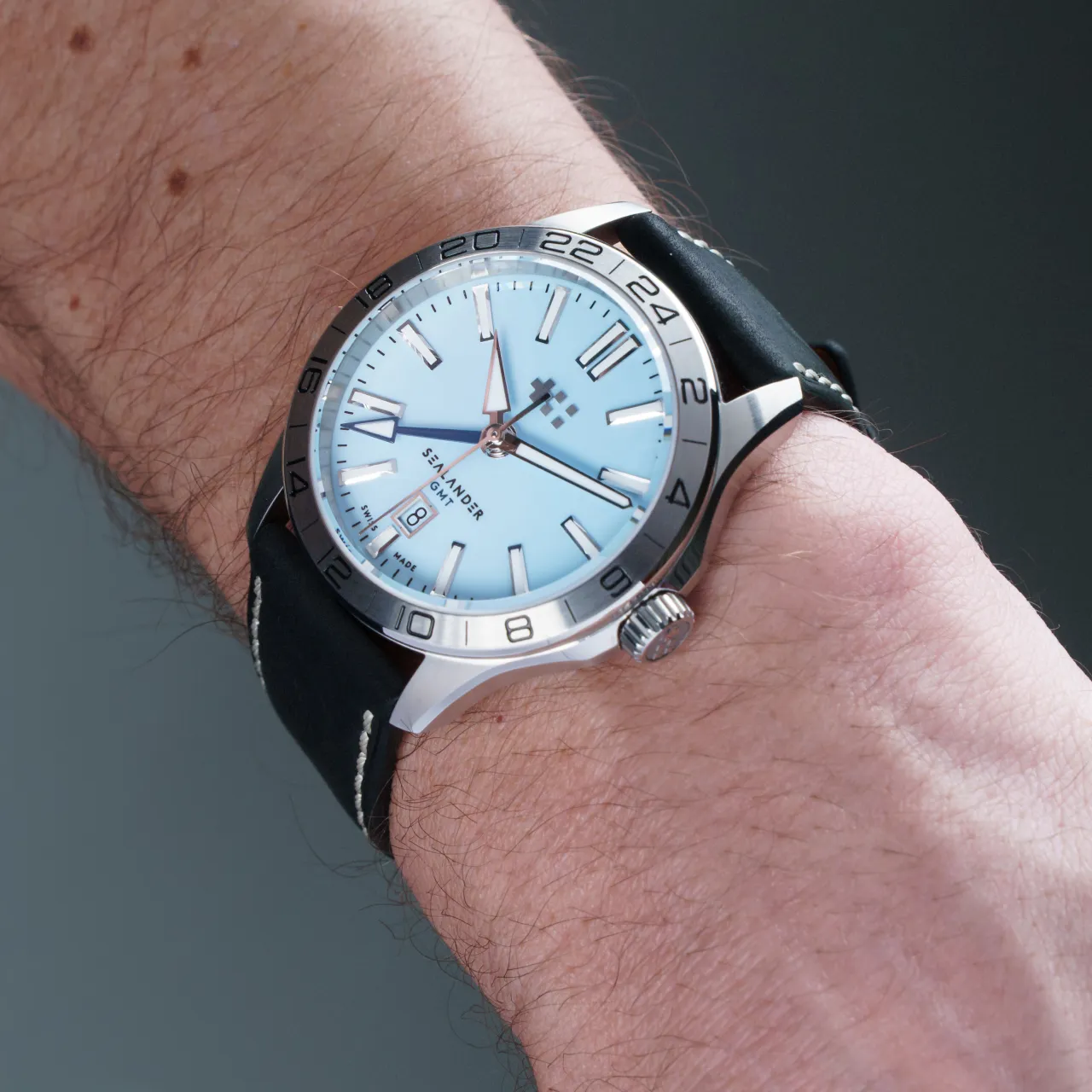 Christopher Ward C63 Sealander GMT Sky Blue Otomatik C6342AGM4S00B0VK detay görseli 1