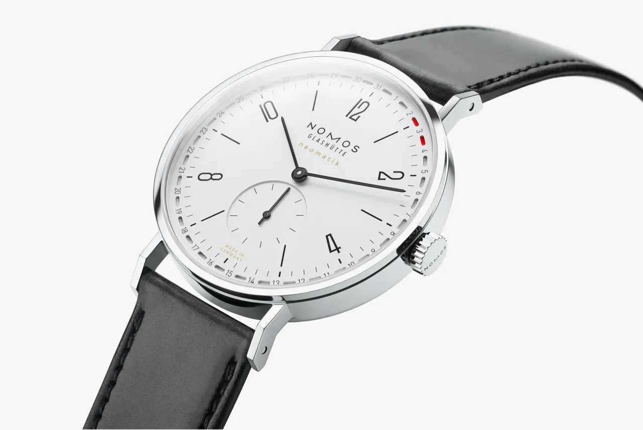NOMOS Glashütte Tangente Neomatik 41 Update Otomatik 180SB detay görseli 4