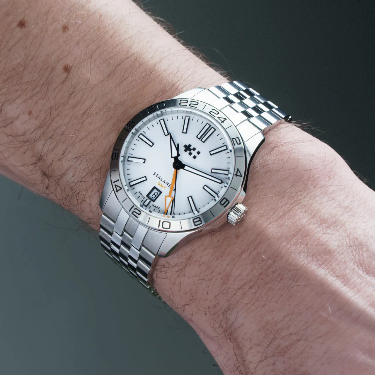 Christopher Ward C63 Sealander GMT Otomatik Beyaz C6339AGM4S00W0B1 detay görseli 1