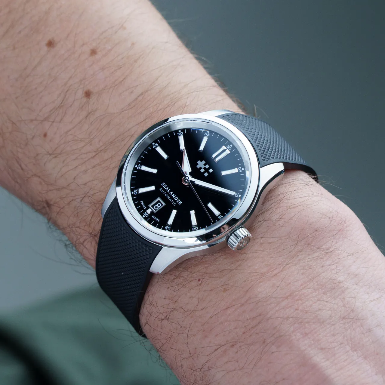 Christopher Ward C63 Sealander Automatic Black C6339ADA4S00K0RK detay görseli 1