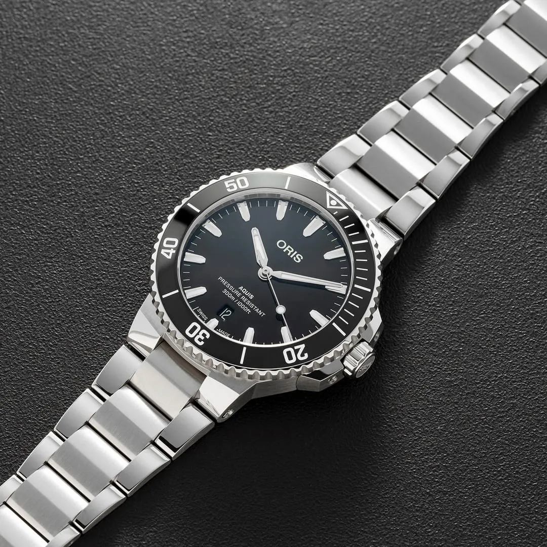 Oris Aquis Date Otomatik Siyah 01733778741540782204PEB detay görseli 3