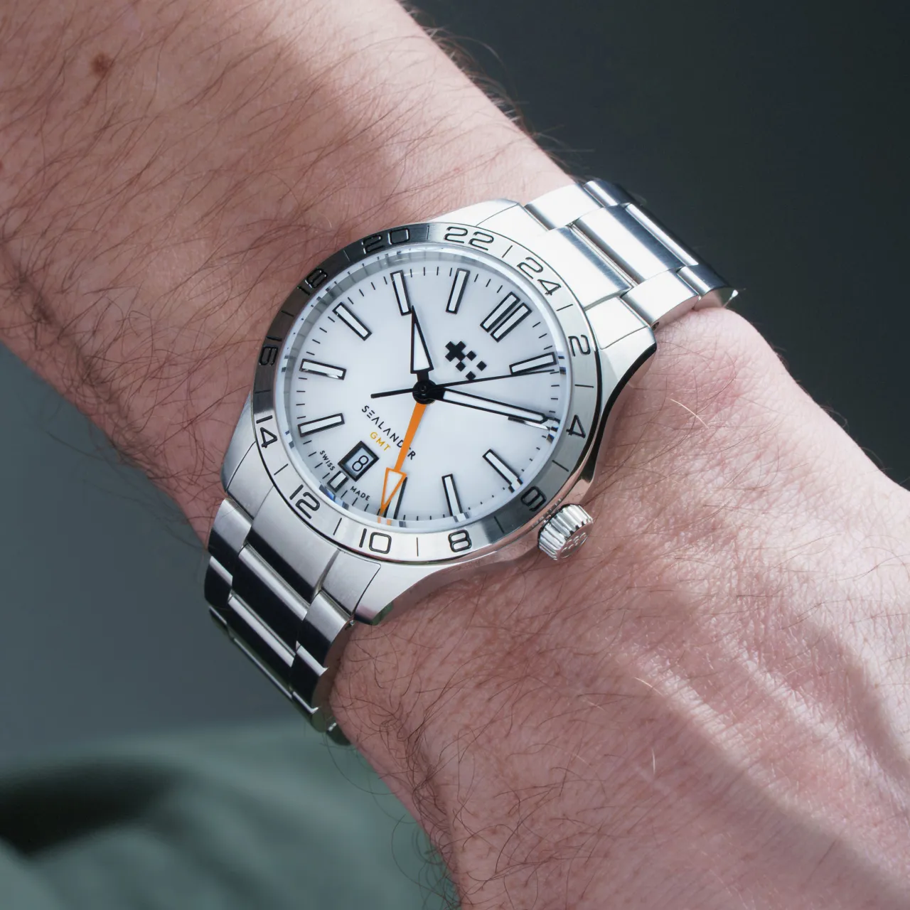 Christopher Ward C63 Sealander GMT Otomatik Beyaz C6339AGM4S00W0B0 detay görseli 1