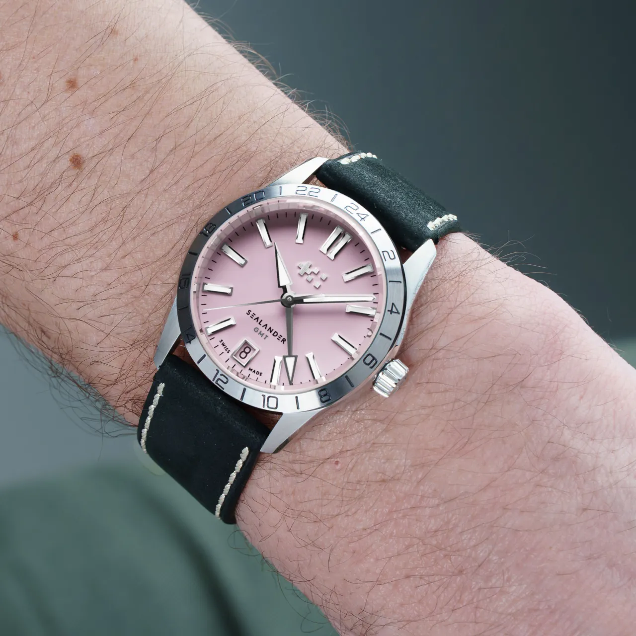 Christopher Ward C63 Sealander GMT Otomatik Pink C6336AGM4S00P0VK detay görseli 1