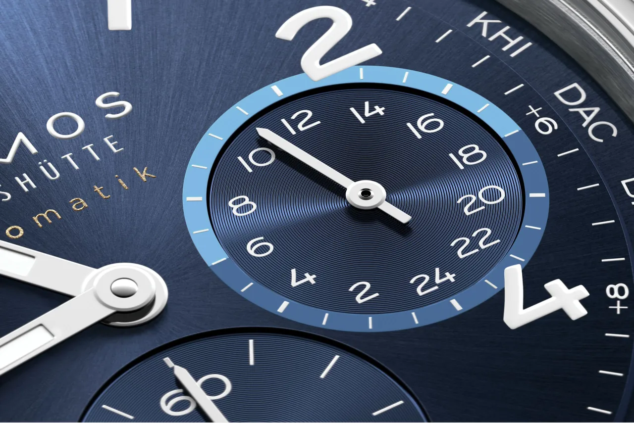 NOMOS Glashütte Club Sport Neomatik Worldtimer Blue Otomatik 790SB detay görseli 3