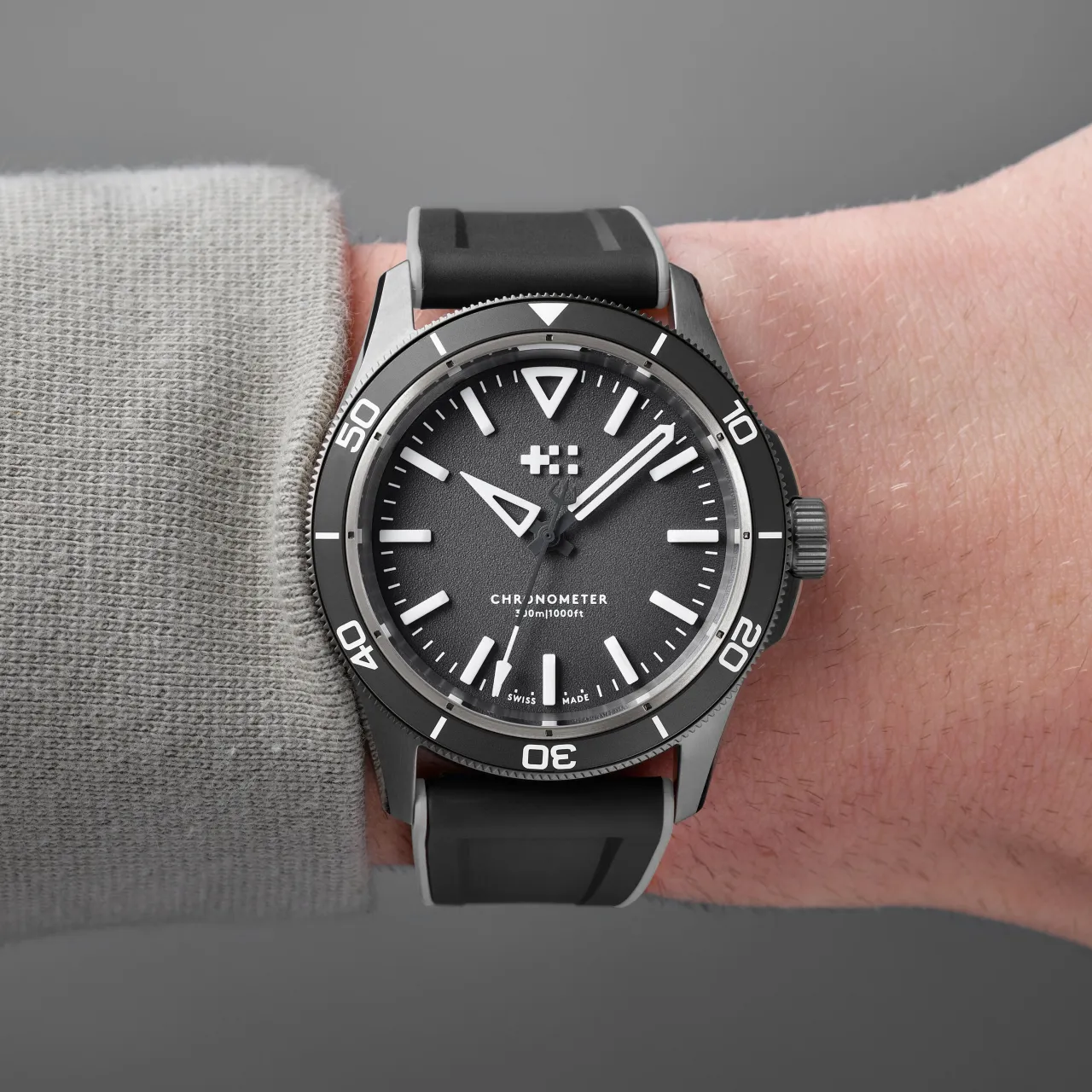 Christopher Ward C60 Trident Lumière Otomatik Siyah C6041C3H31T0KK0RKW detay görseli 1