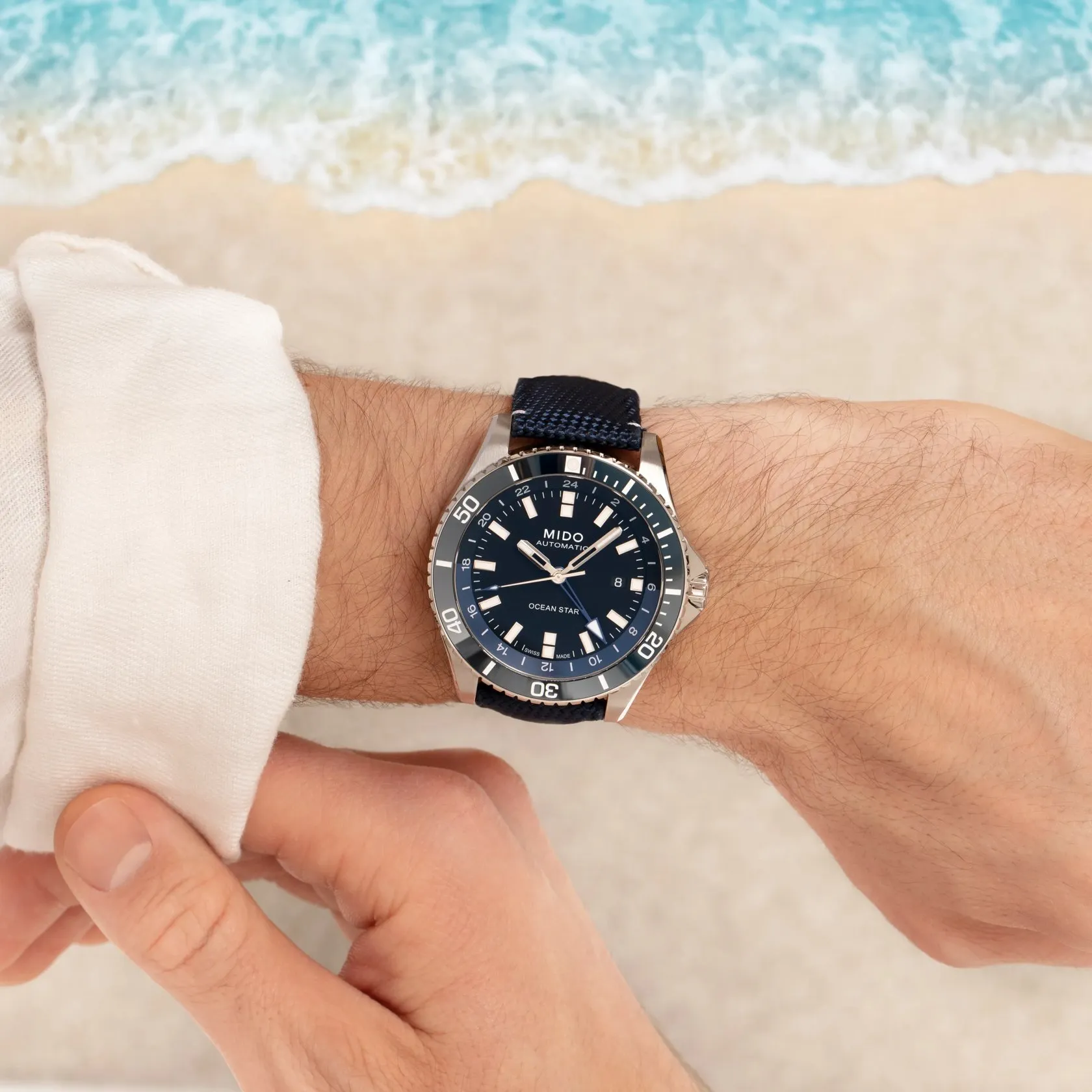 Mido Ocean Star GMT Otomatik Siyah M0266291705100 detay görseli 3