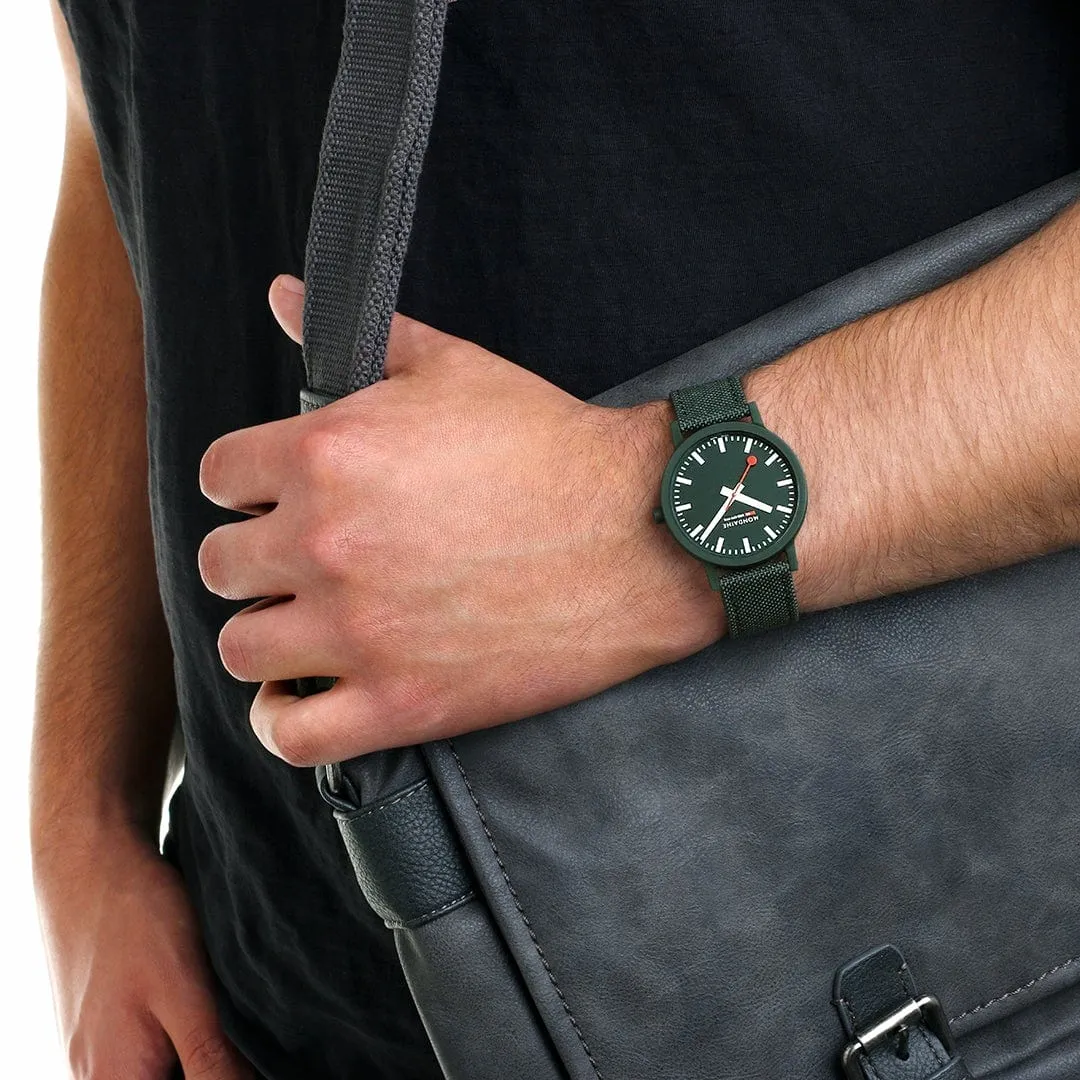Mondaine Essence Forest Green MS141160LF detay görseli 2