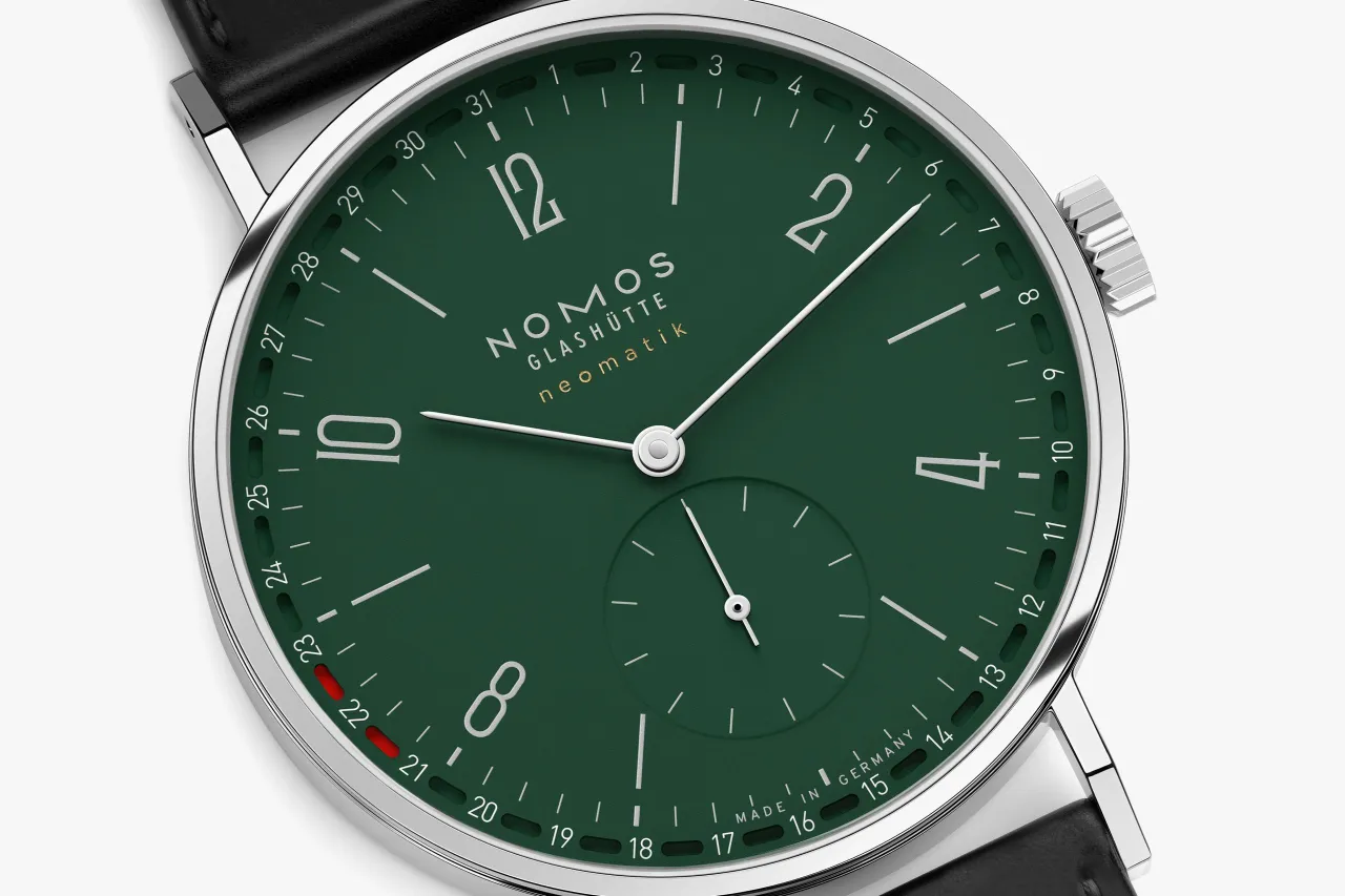 NOMOS Glashütte Tangente Neomatik 38 Update Forest Green 148SB detay görseli 2