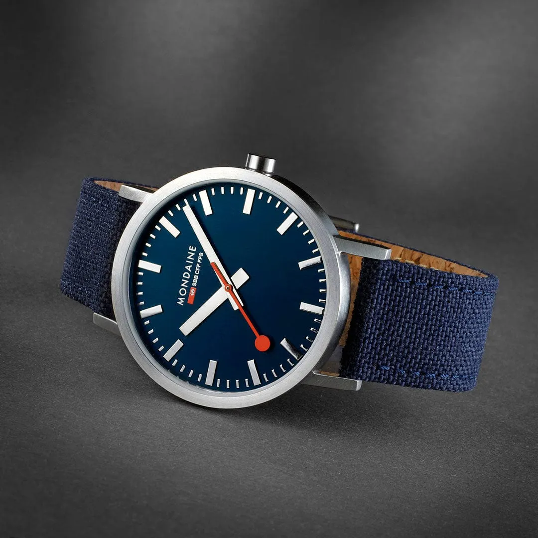 Mondaine Classic Deep Ocean Blue A6603036040SBD detay görseli 2