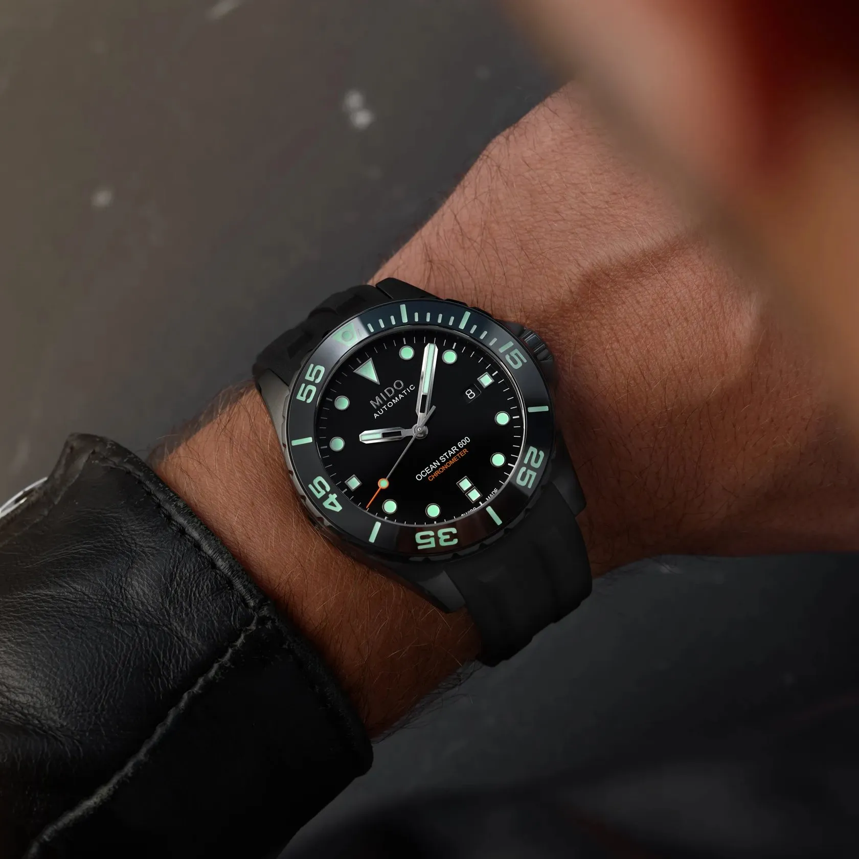 Mido Ocean Star 600 Chronometer Otomatik Siyah M0266083305100 detay görseli 5
