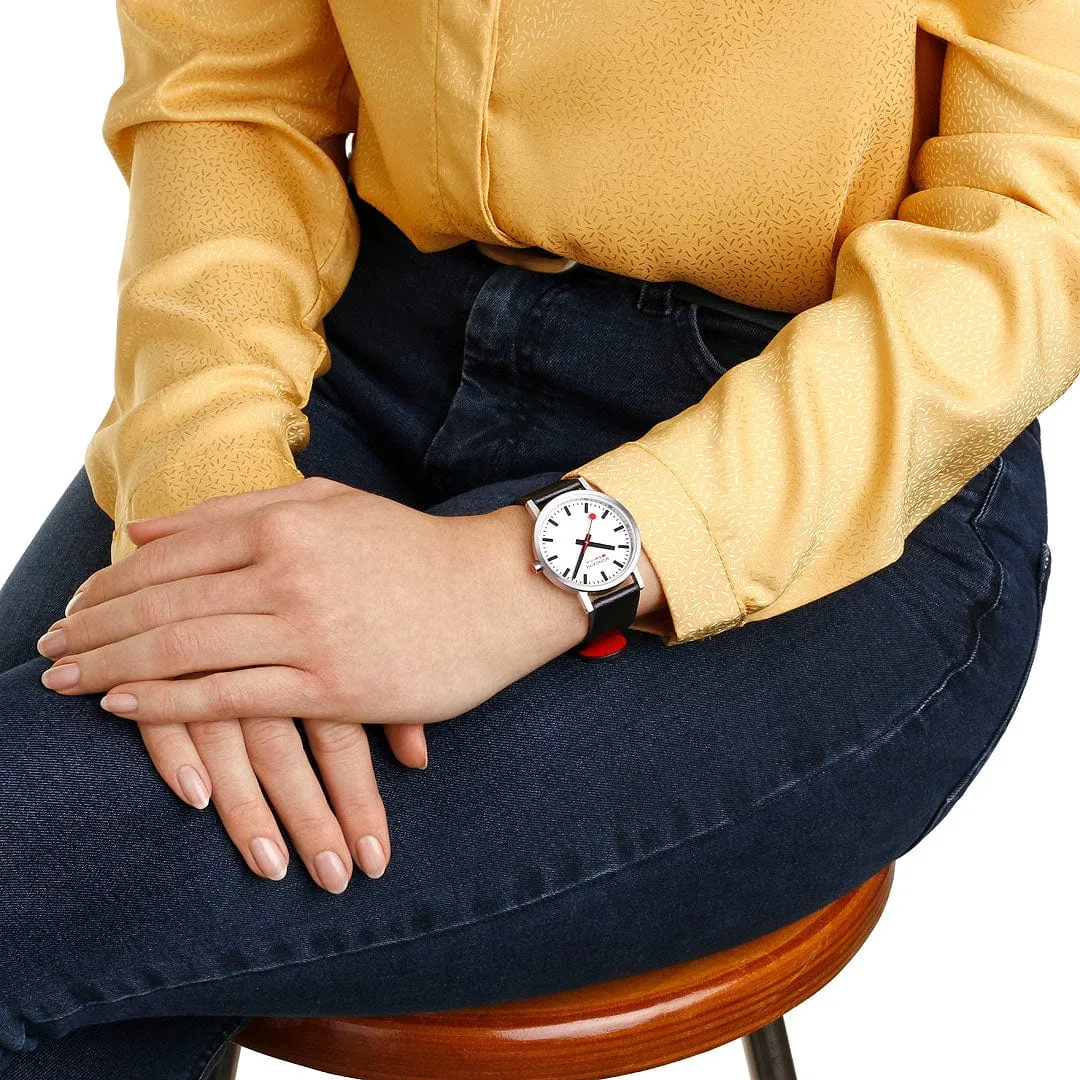 Mondaine Classic Siyah A6603031416SBBV detay görseli 1