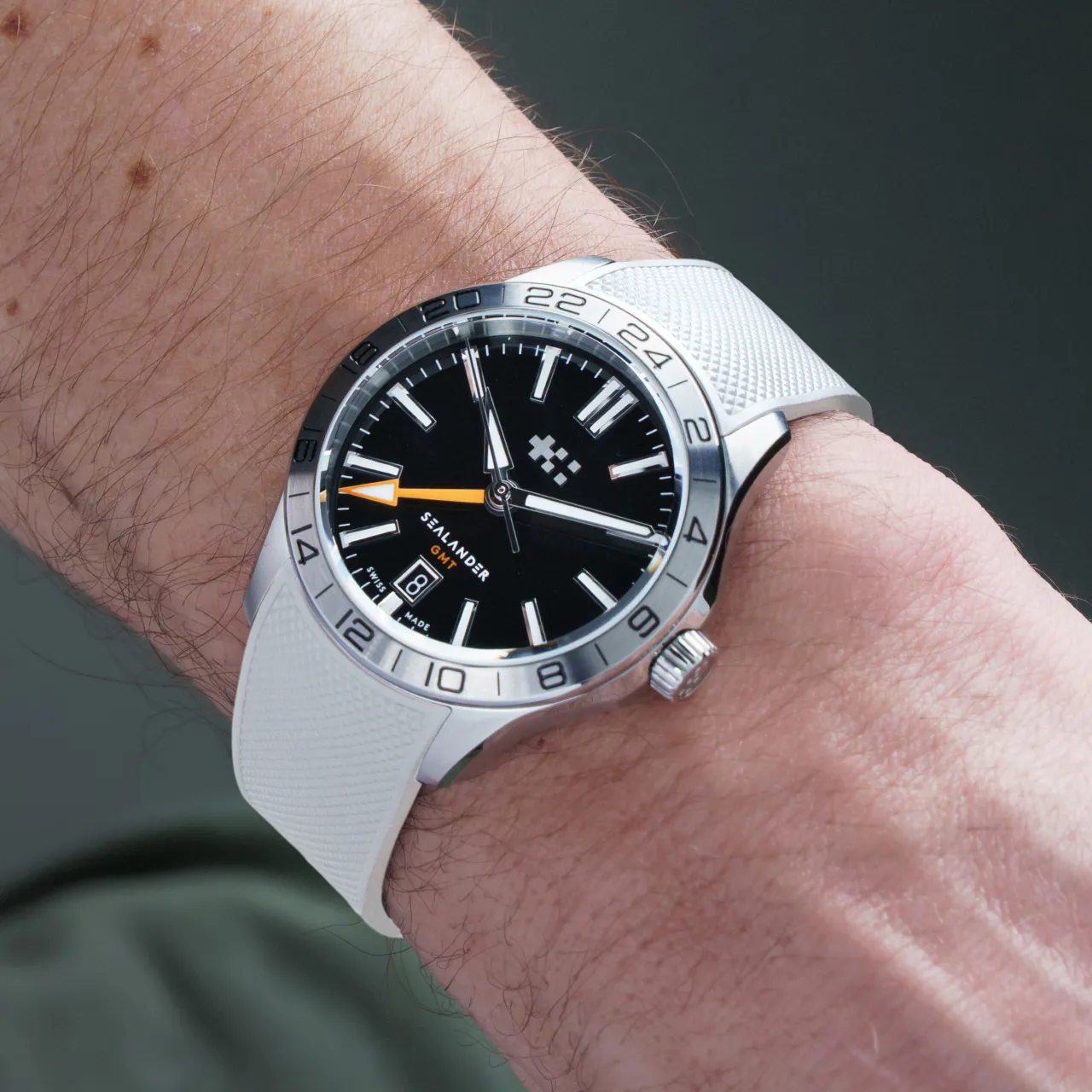 Christopher Ward C63 Sealander GMT Otomatik Siyah C6339AGM4S00K0RW detay görseli 1