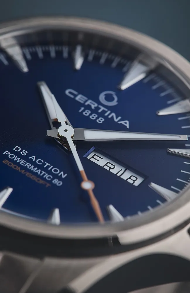 Certina DS Action Day Date Powermatic 80 Otomatik Mavi C0324301104100 detay görseli 3